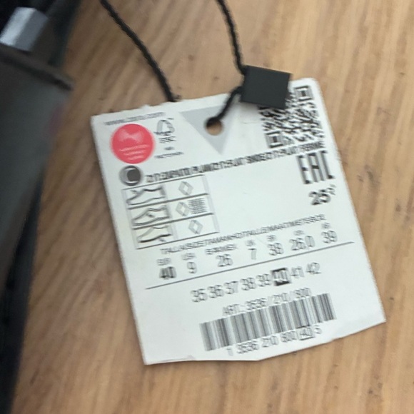 🆕Zara Black Faux Fur Lined Flat Cage Sandals 9/40🆕 - Picture 14 of 16